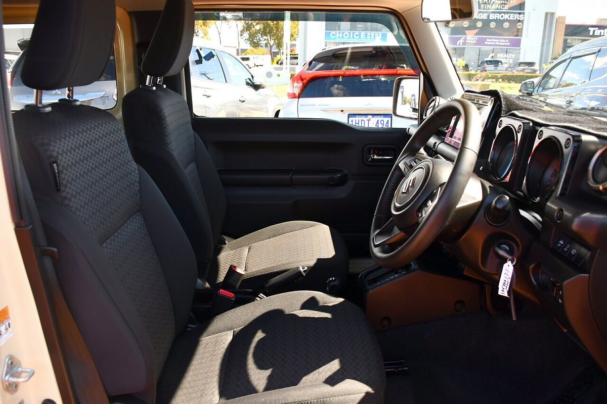 2023 Suzuki Jimny GLX GJ