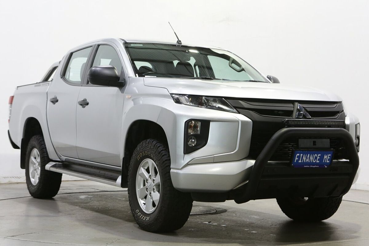2022 Mitsubishi Triton GLX MR 4X4