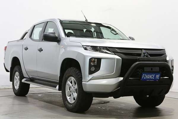 2022 Mitsubishi Triton GLX MR 4X4