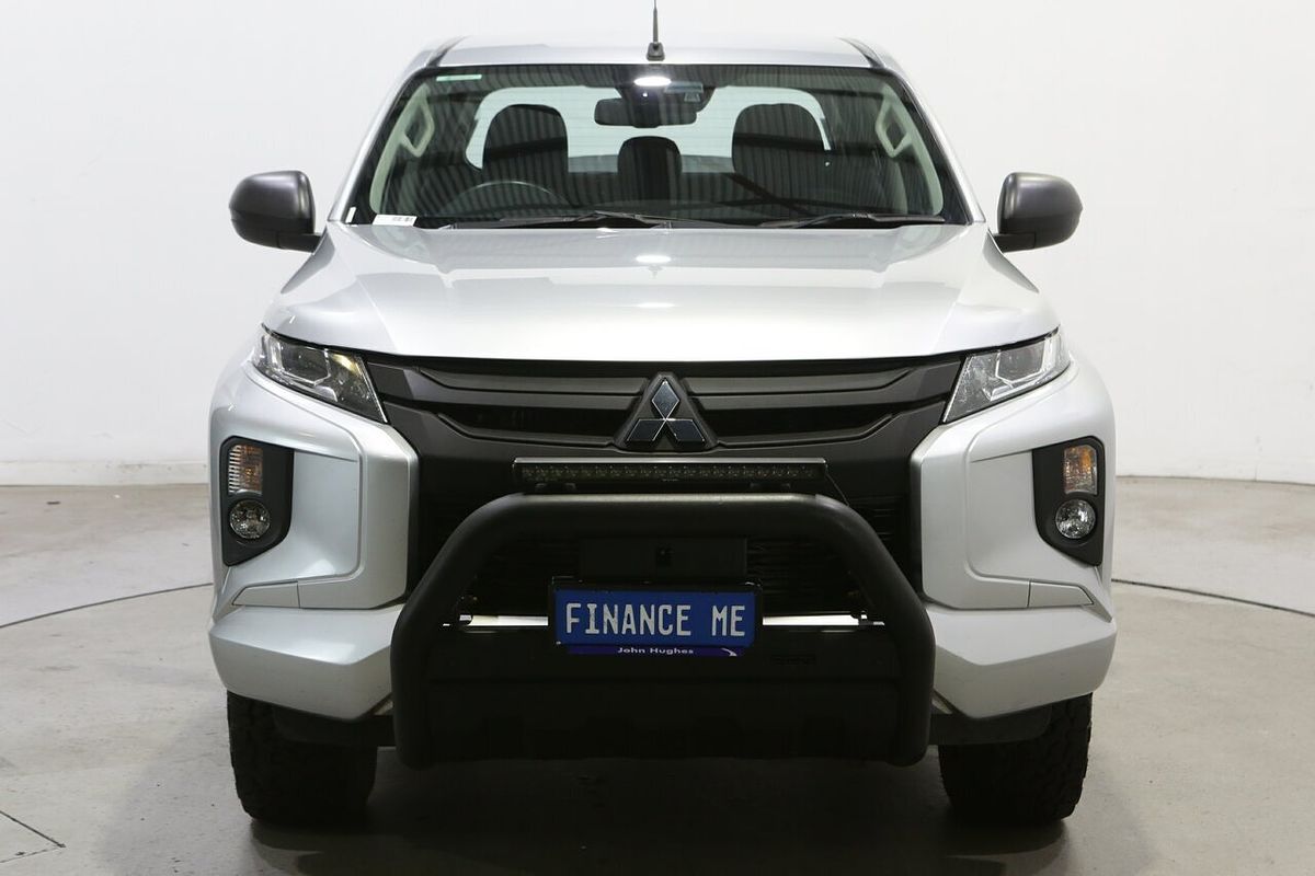 2022 Mitsubishi Triton GLX MR 4X4