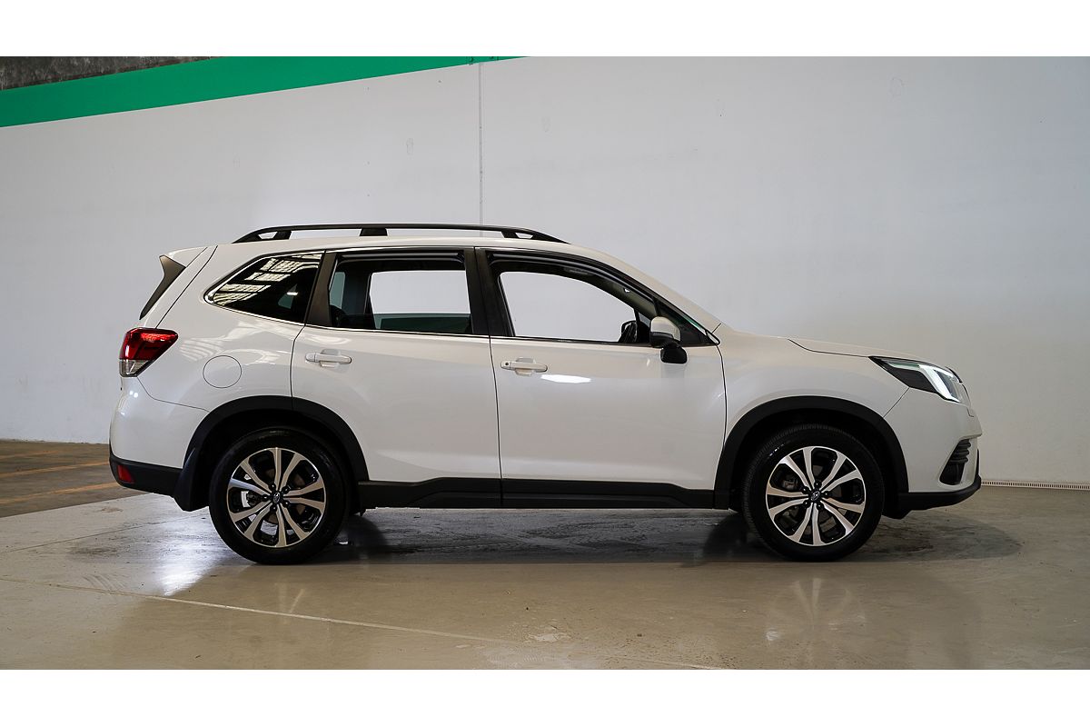 2021 Subaru Forester 2.5i Premium S5
