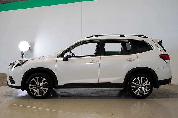 2021 Subaru Forester 2.5i Premium S5