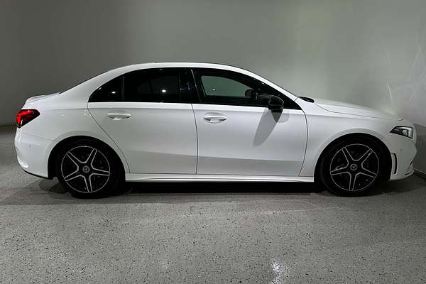 2019 Mercedes-Benz A-Class A200 V177