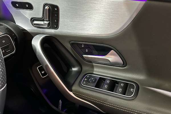 2019 Mercedes-Benz A-Class A200 V177