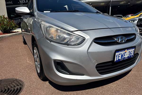 2015 Hyundai Accent Active RB2
