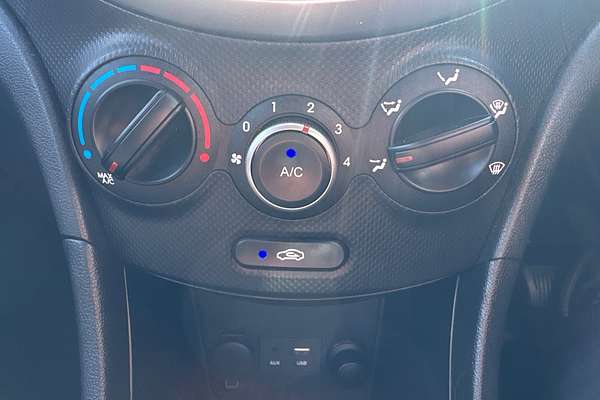 2015 Hyundai Accent Active RB2