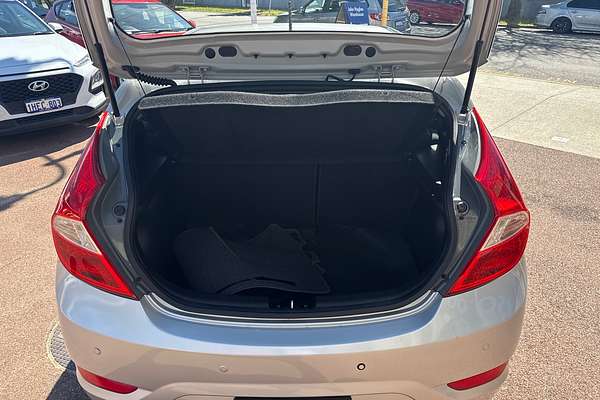 2015 Hyundai Accent Active RB2