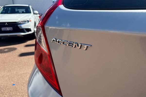 2015 Hyundai Accent Active RB2