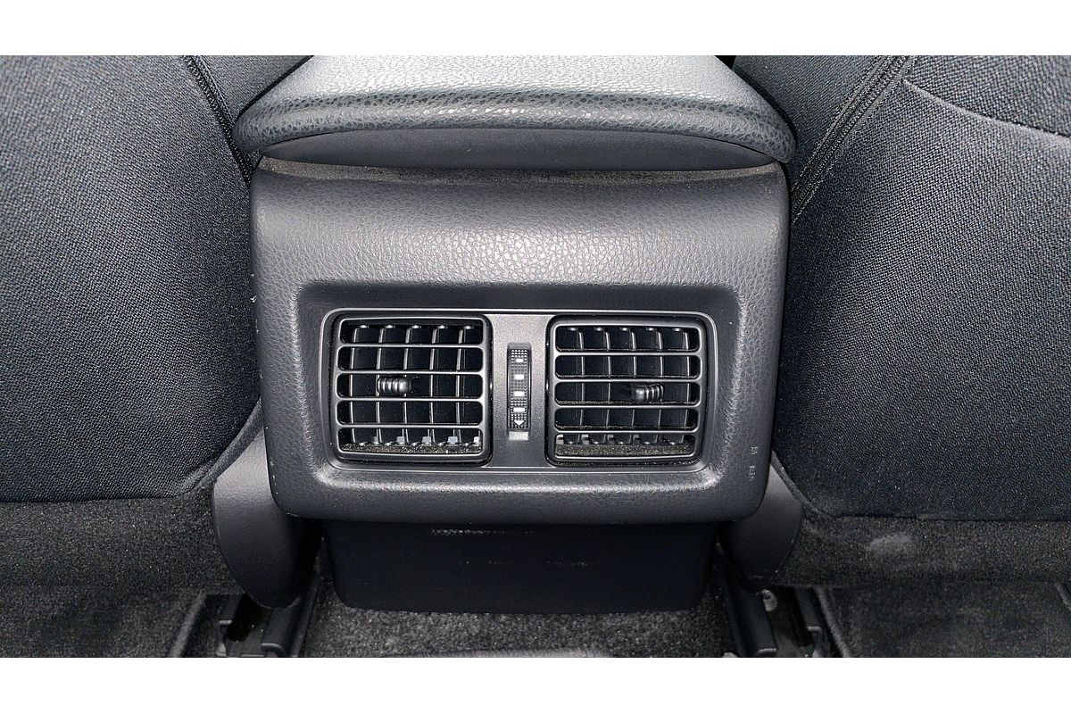 2018 Toyota Camry Ascent AXVH71R