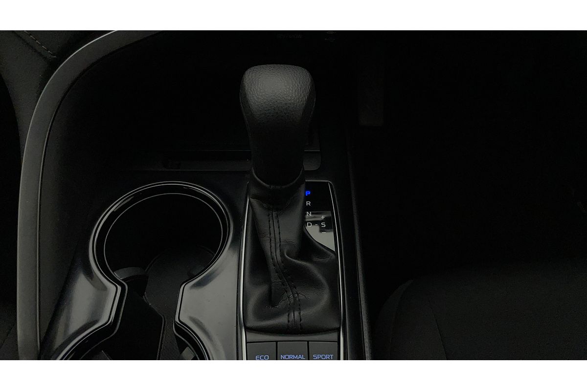 2018 Toyota Camry Ascent AXVH71R