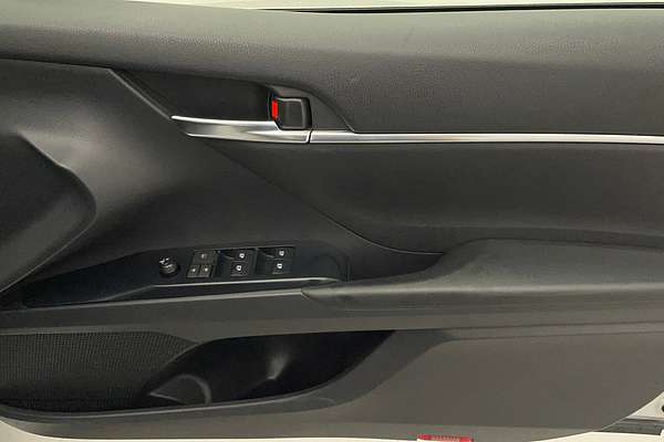 2018 Toyota Camry Ascent AXVH71R