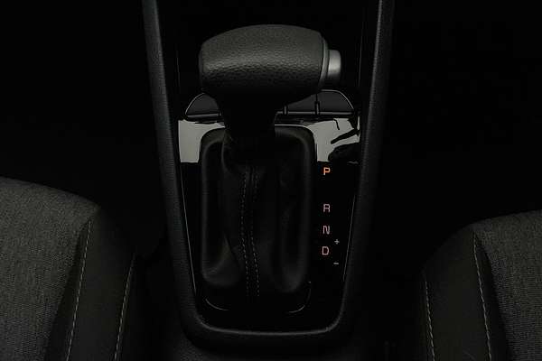 2023 Kia Stonic S YB