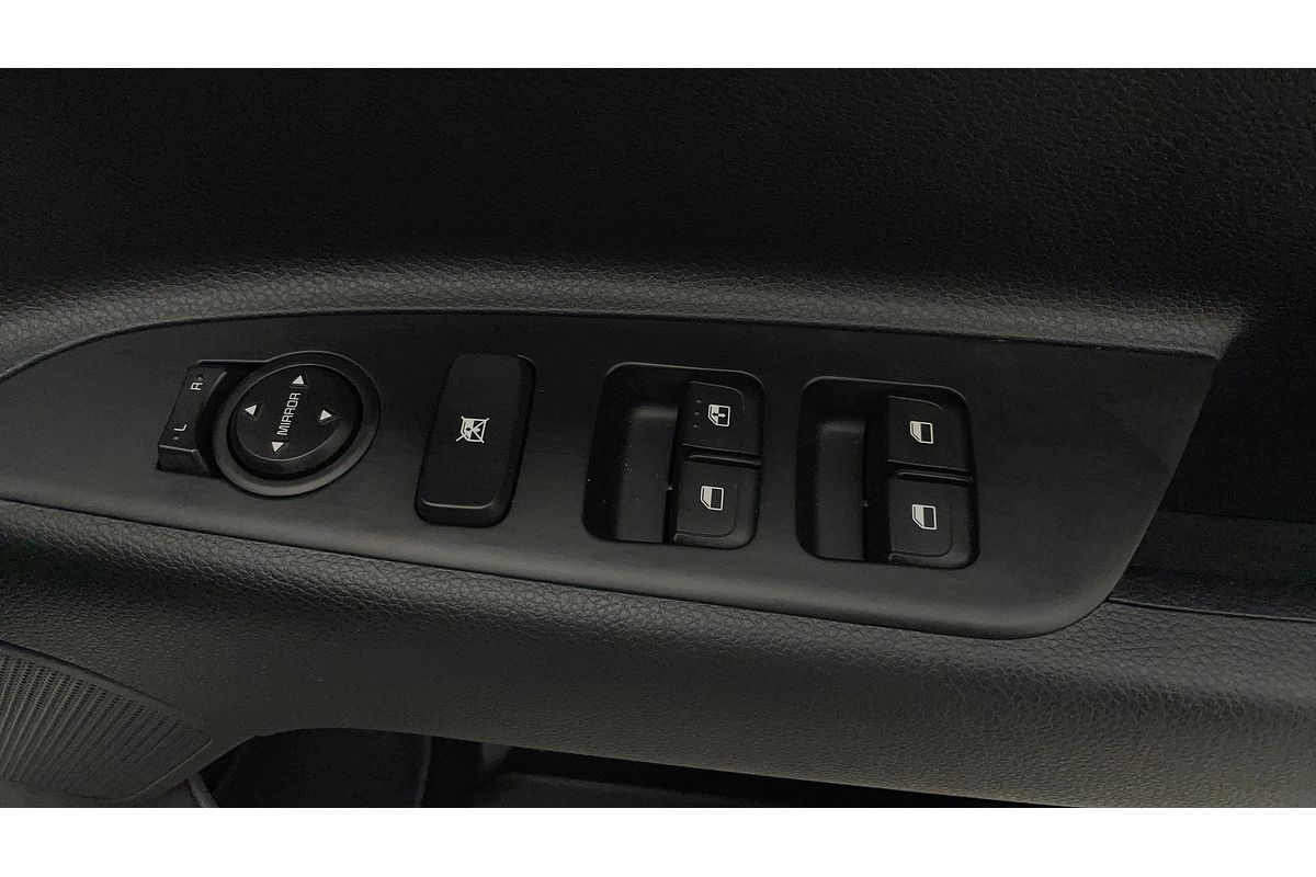 2023 Kia Stonic S YB