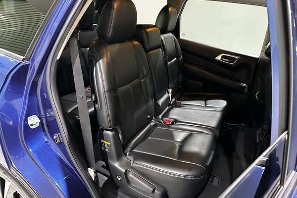 2017 Nissan Pathfinder Ti R52 Series II