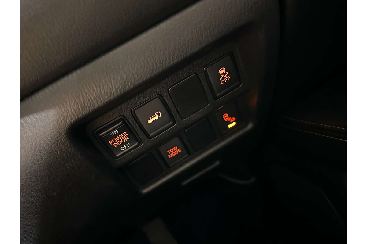 2017 Nissan Pathfinder Ti R52 Series II