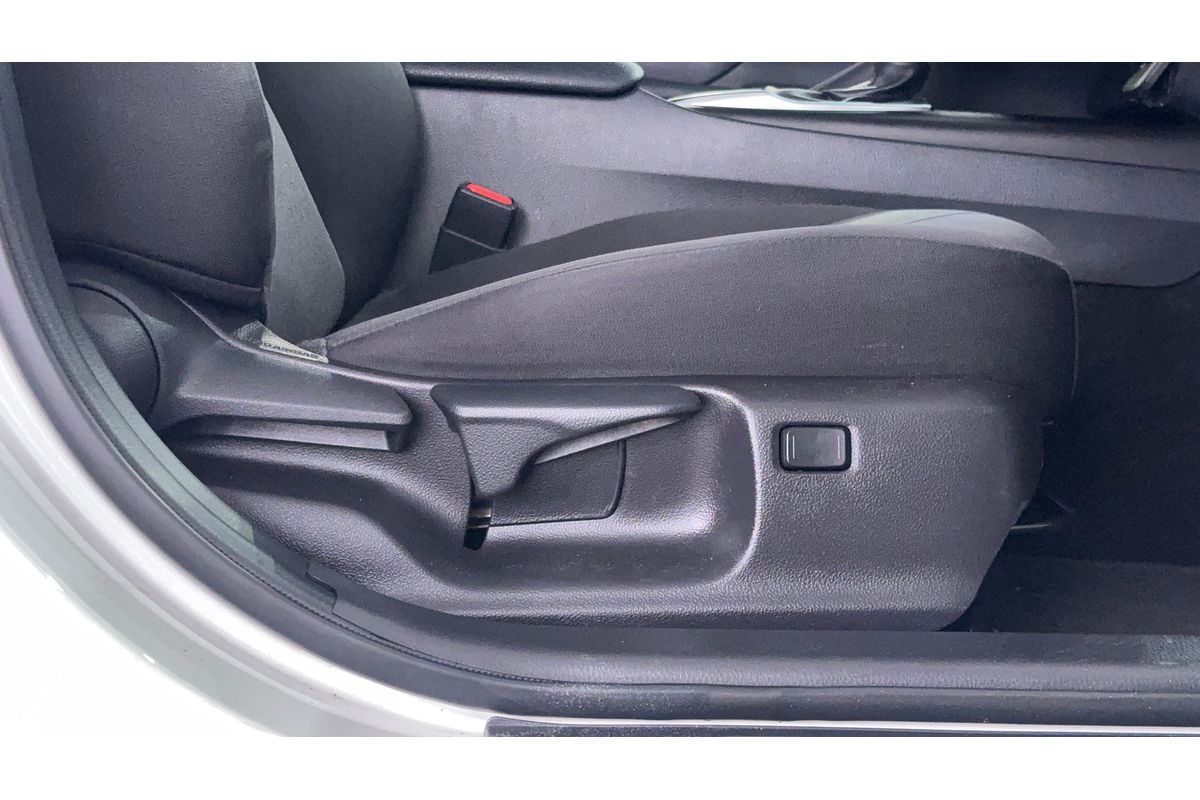 2022 Toyota Camry Ascent AXVH70R