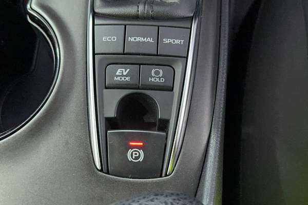 2022 Toyota Camry Ascent AXVH70R