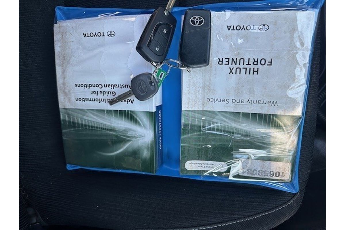 2022 Toyota Hilux SR GUN126R 4X4