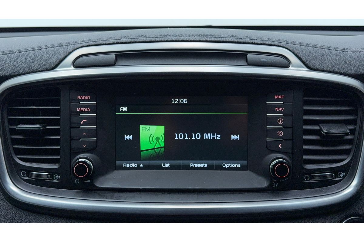 2017 Kia Sorento SLi UM