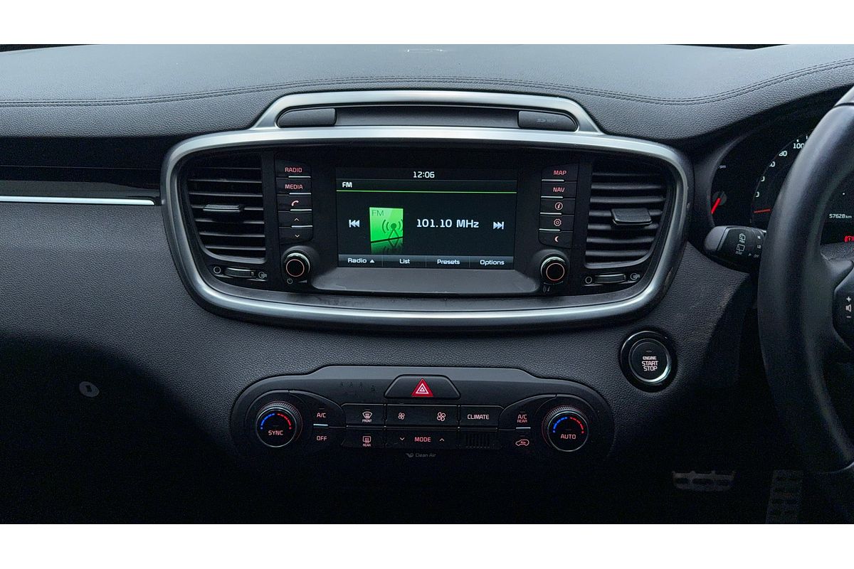 2017 Kia Sorento SLi UM