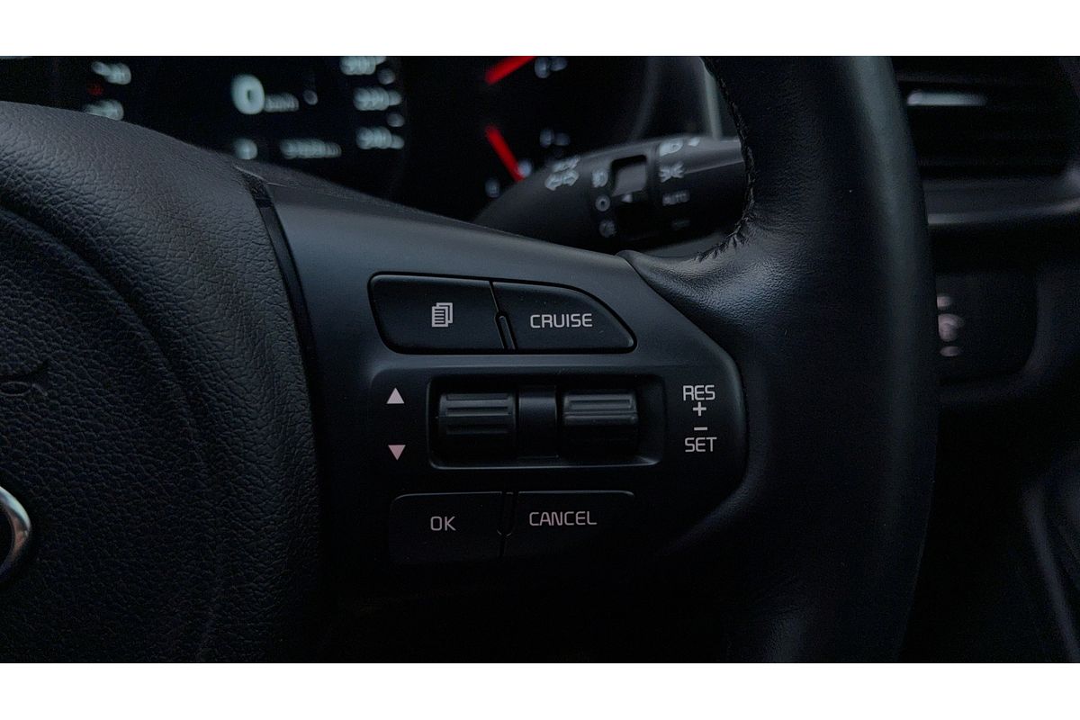 2017 Kia Sorento SLi UM