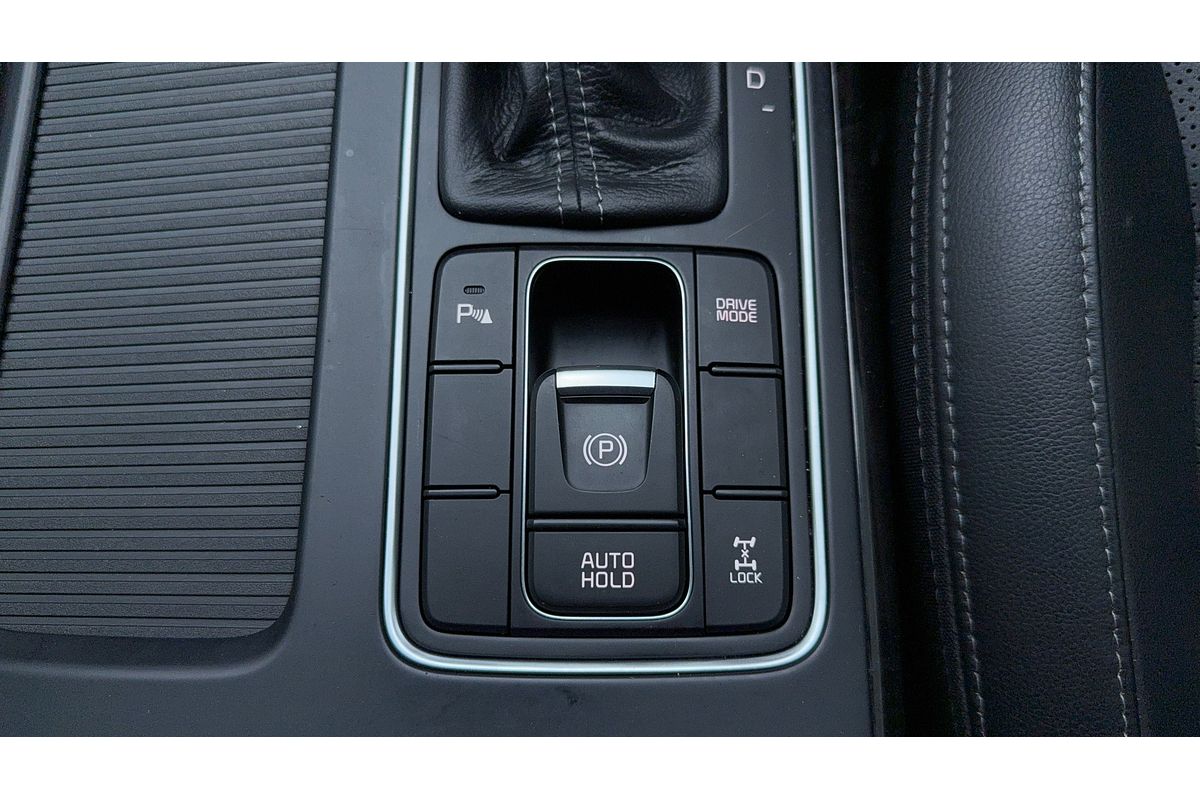 2017 Kia Sorento SLi UM