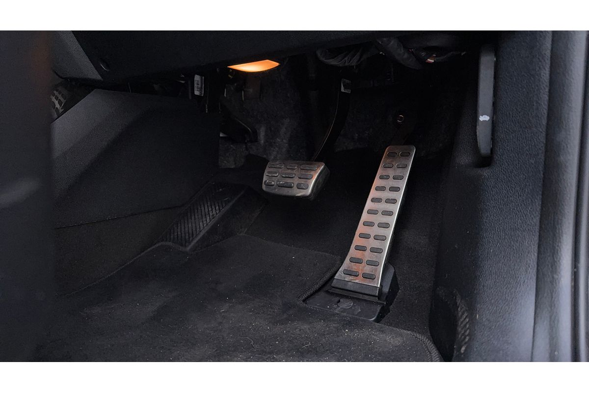 2017 Kia Sorento SLi UM