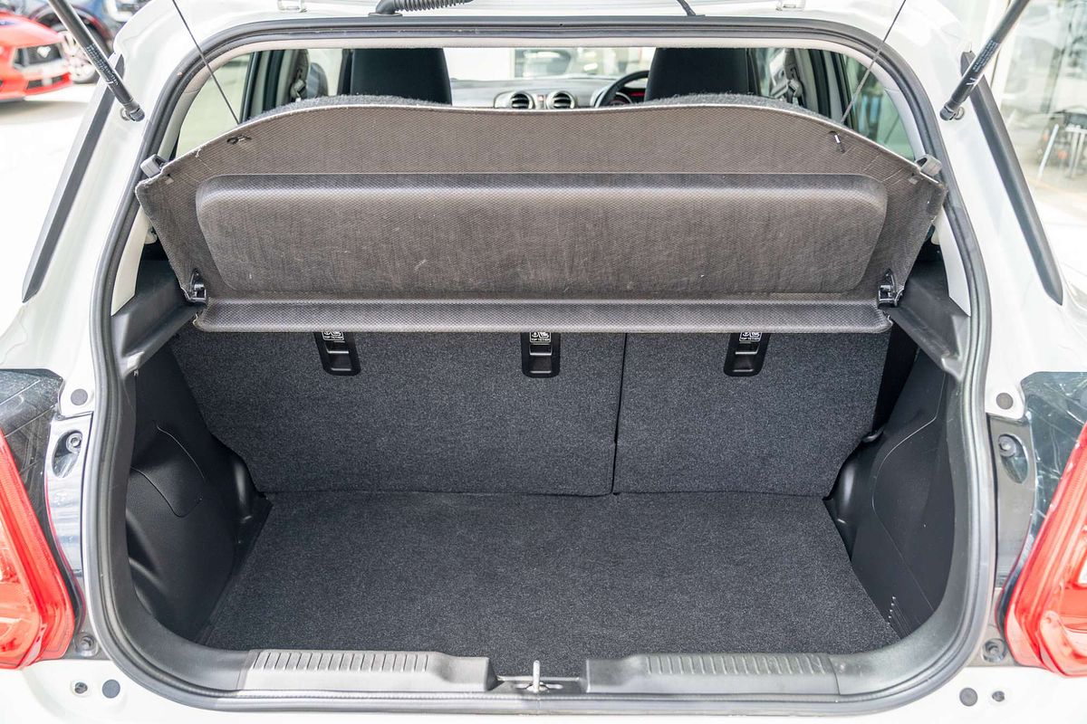 2020 Suzuki Swift GL Navigator Safety Pack AZ