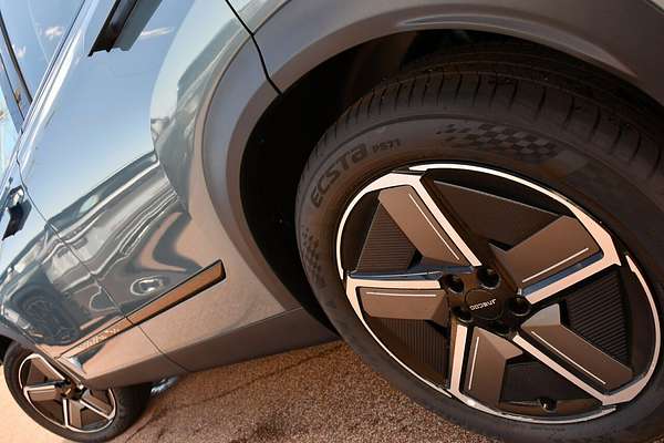 2025 Jaecoo J7 SHS Summit