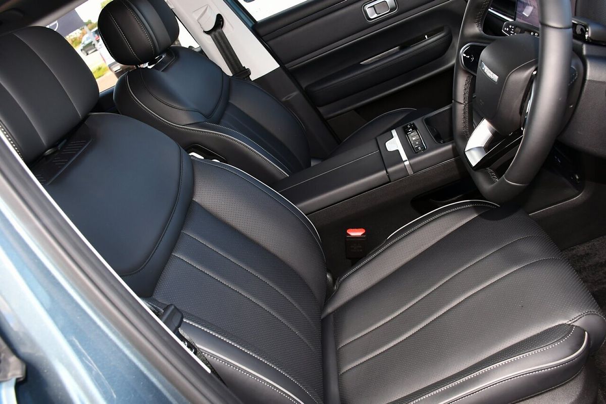 2025 Jaecoo J7 SHS Summit