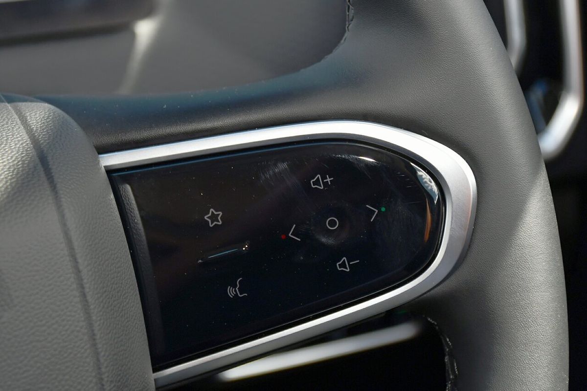 2025 Jaecoo J7 SHS Summit