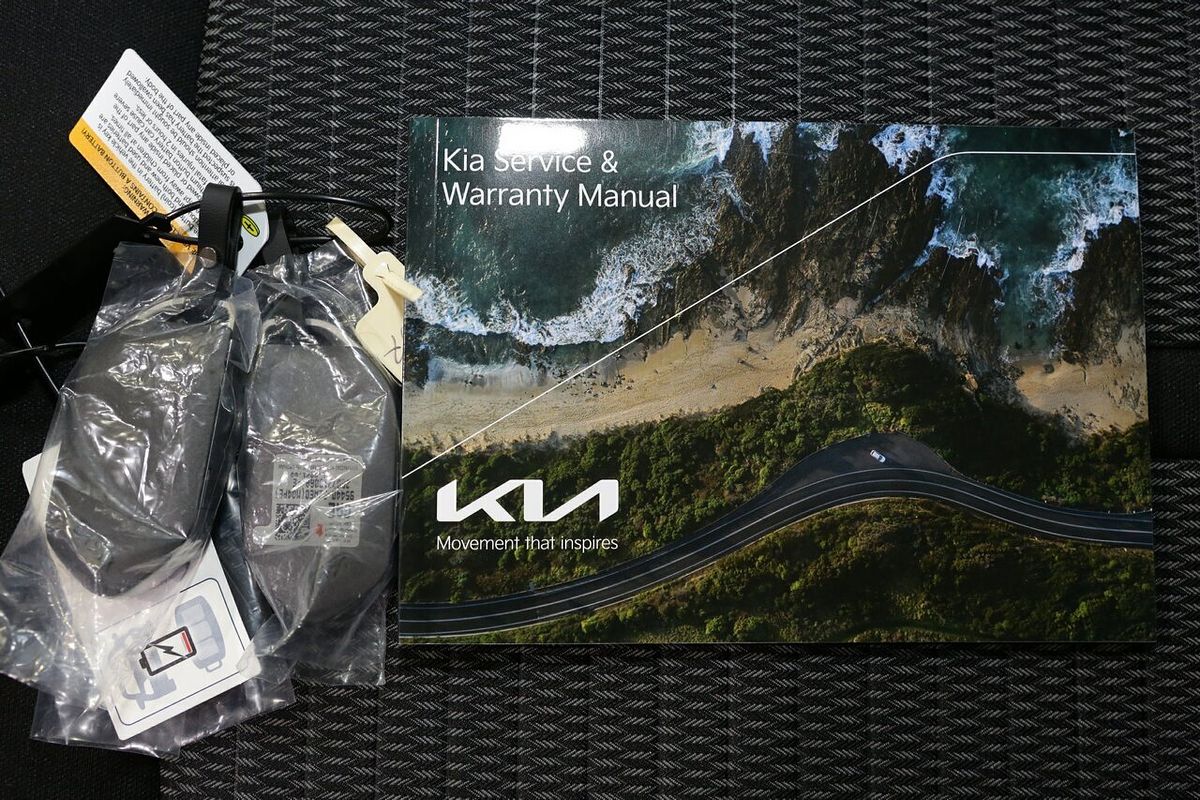 2025 Kia Sorento S MQ4 PE