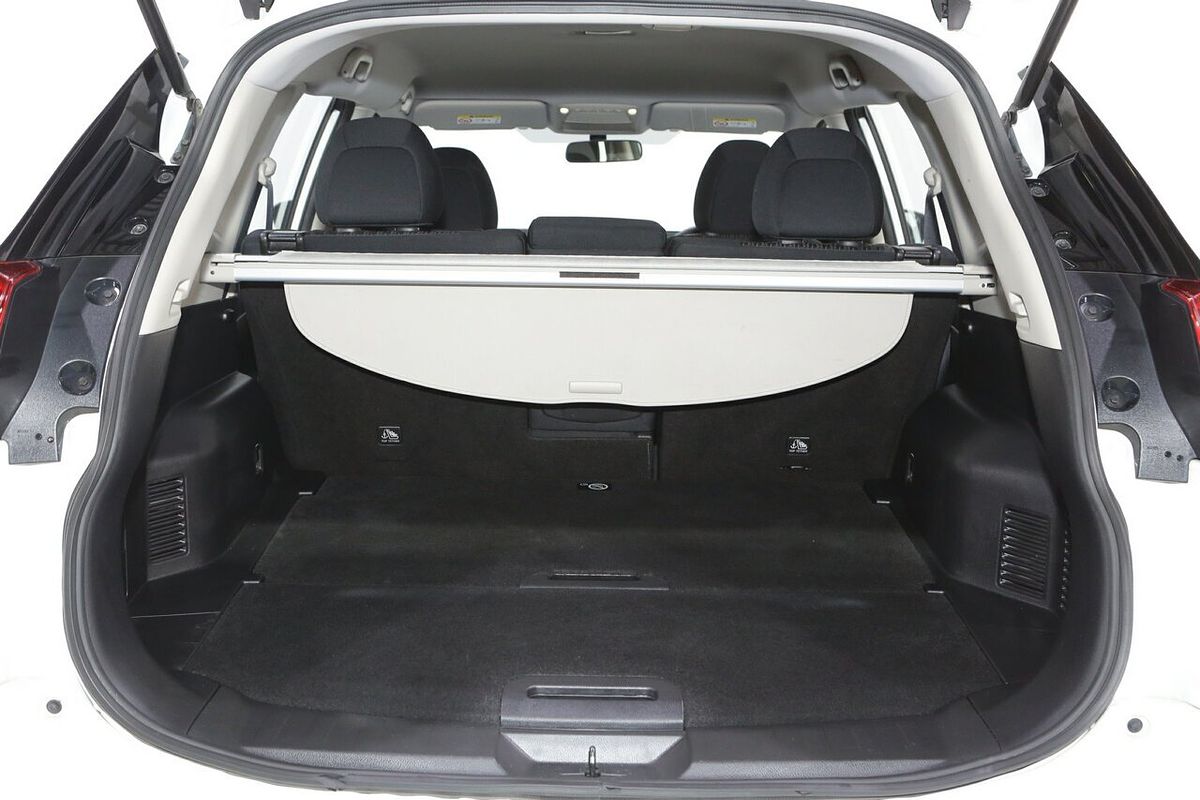 2022 Nissan X-TRAIL ST T32