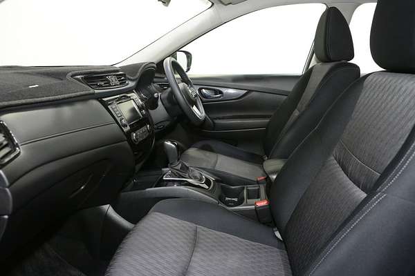2022 Nissan X-TRAIL ST T32