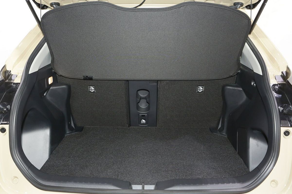 2025 Toyota Yaris Cross GX MXPJ10R
