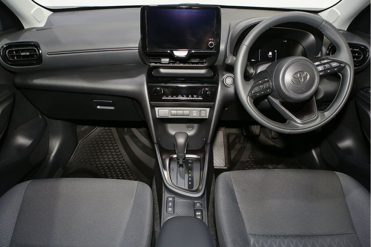 2025 Toyota Yaris Cross GX MXPJ10R
