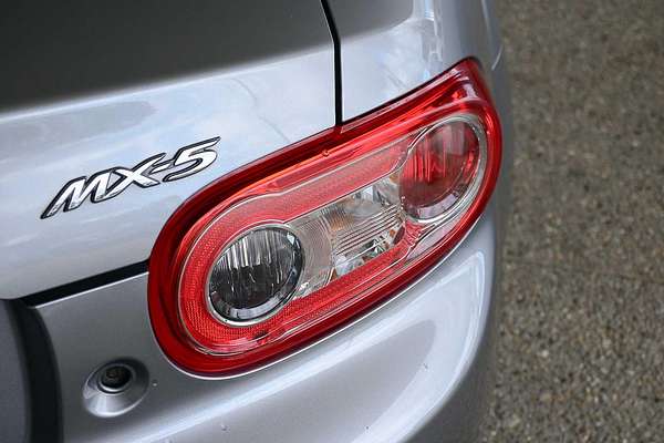 2009 Mazda MX-5 Roadster Coupe NC Series 1