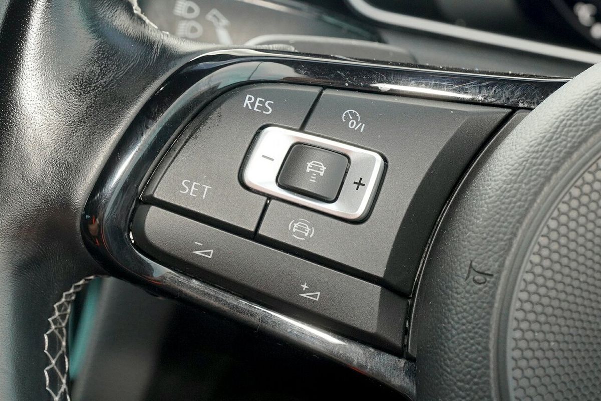 2019 Volkswagen Golf R 7.5