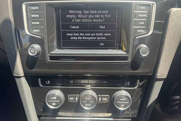 2015 Volkswagen Golf 110TSI Highline 7