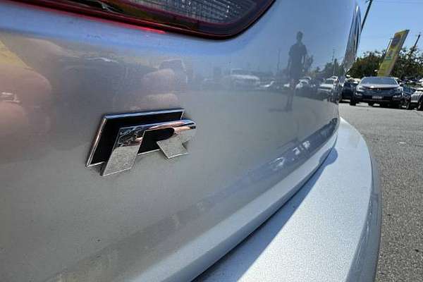 2011 Volkswagen Golf R VI