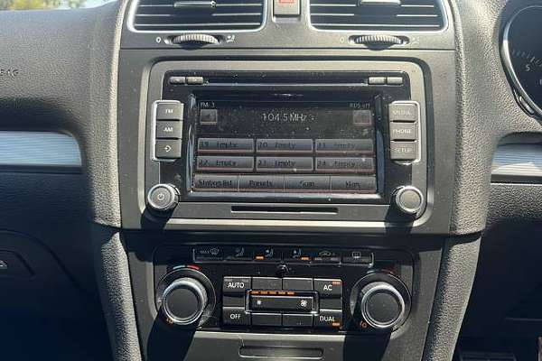 2011 Volkswagen Golf R VI