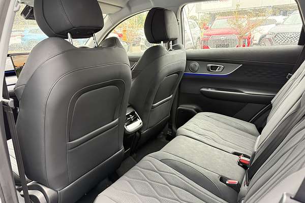 2025 Chery Tiggo 8 Super Hybrid Urban T31