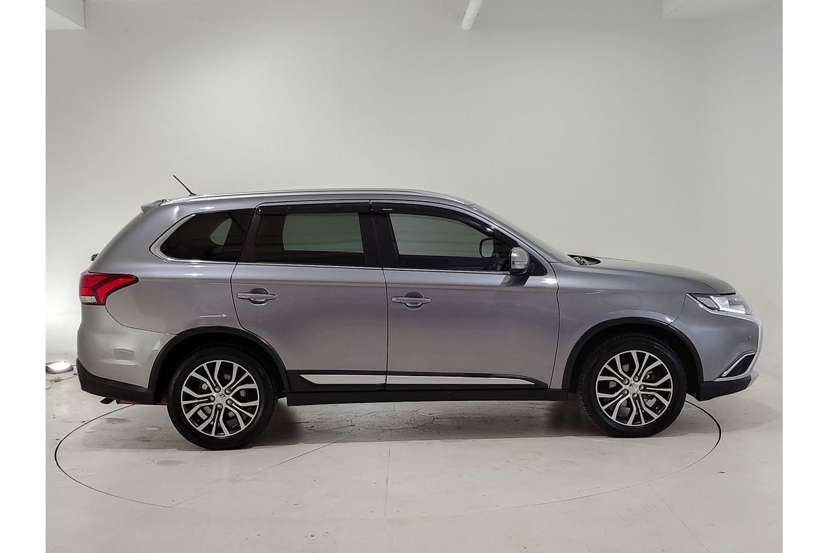 2016 Mitsubishi Outlander LS ZK