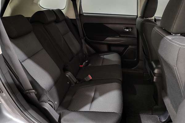 2016 Mitsubishi Outlander LS ZK