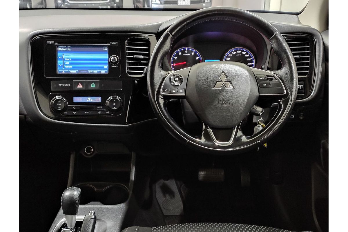 2016 Mitsubishi Outlander LS ZK