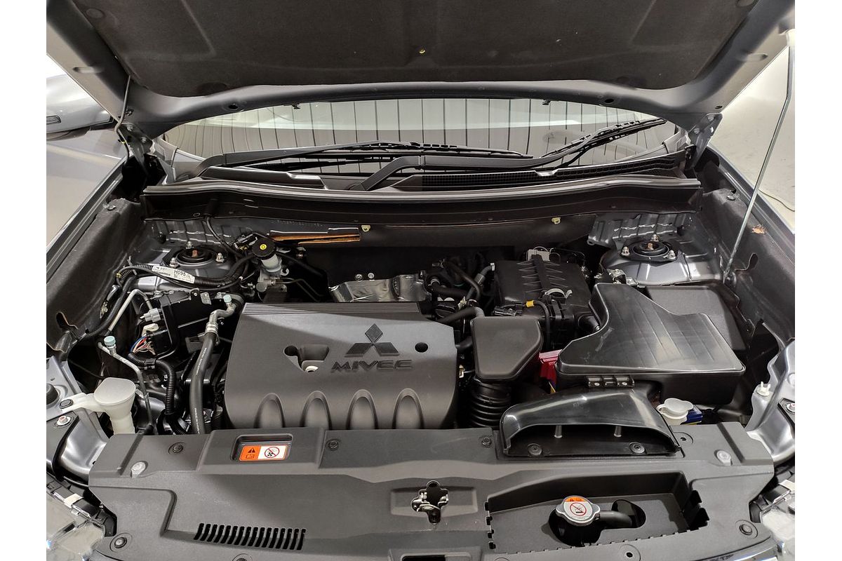 2016 Mitsubishi Outlander LS ZK