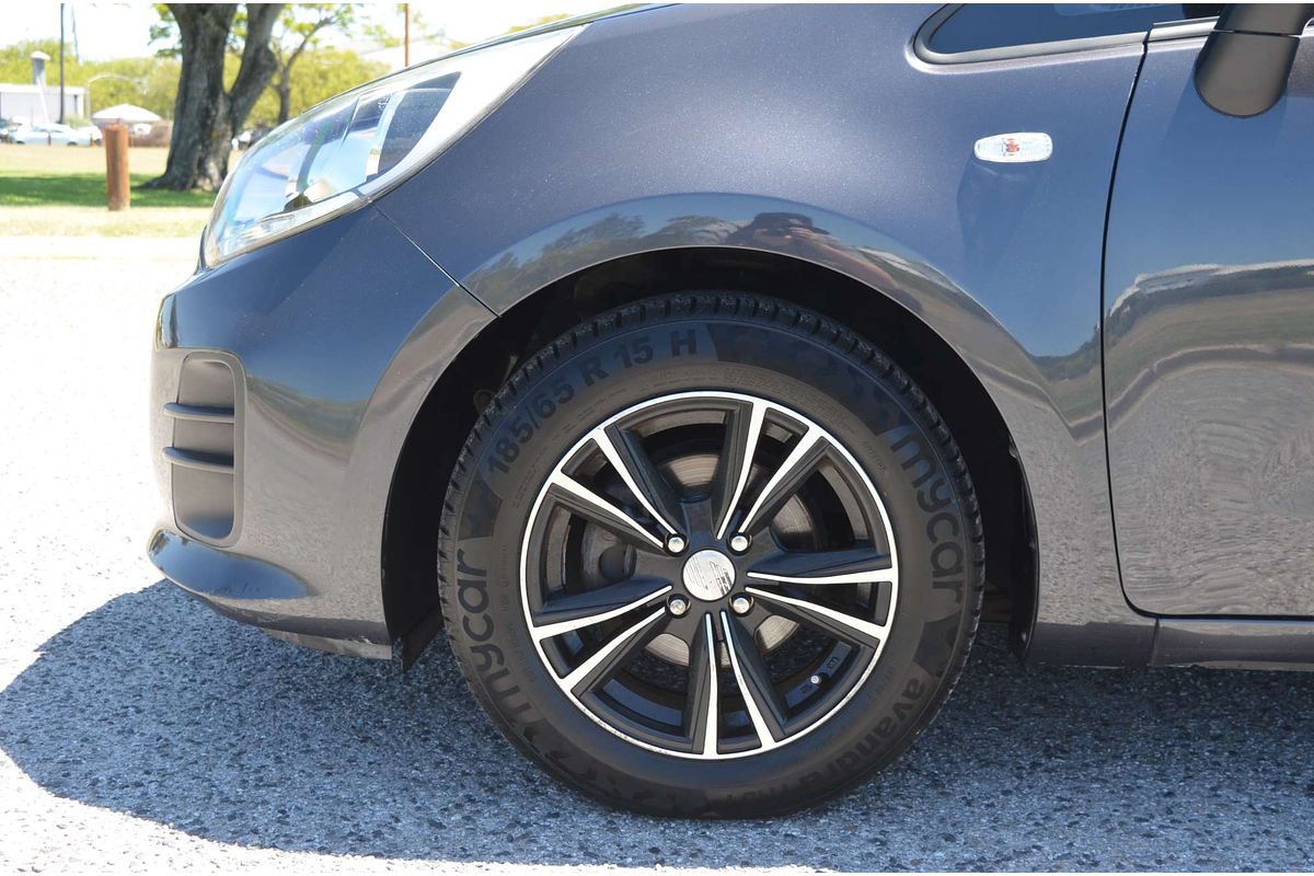 2015 Kia Rio S UB