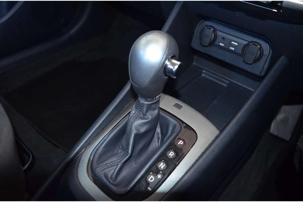 2015 Kia Rio S UB