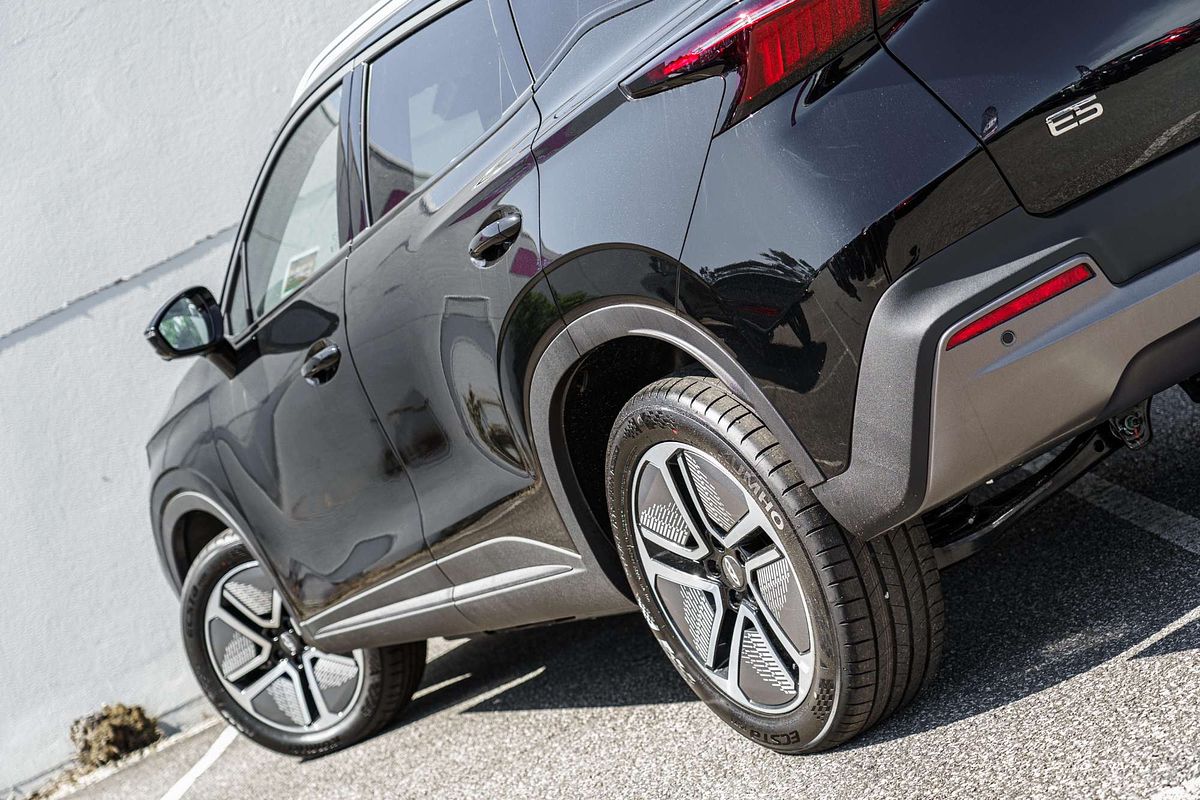 2025 Chery E5 Ultimate