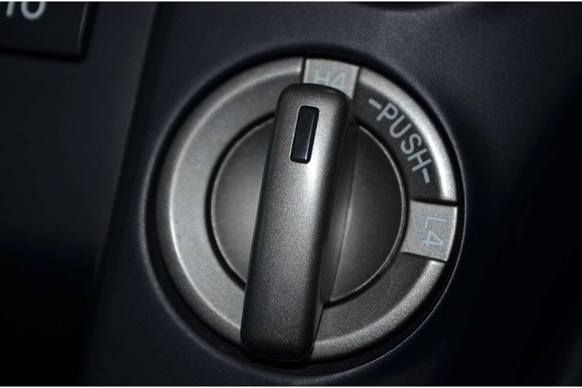 2011 Toyota Landcruiser Altitude VDJ200R